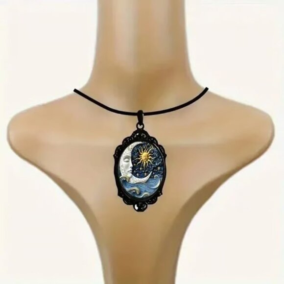 Black Vintage Style CELESTIAL Sun Moon Pendant Necklace - Picture 3 of 5